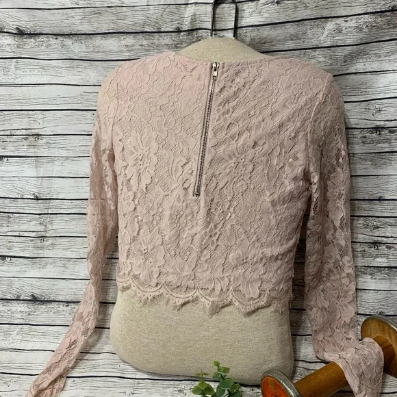 HP {PinkBlush} Lace Maternity Crop Top S Post Maternity Bump - Picture 6 of 14